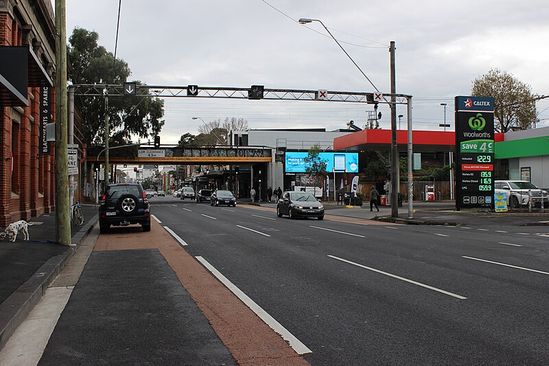 File:Johnston Street, Abbotsford, 2020.jpg